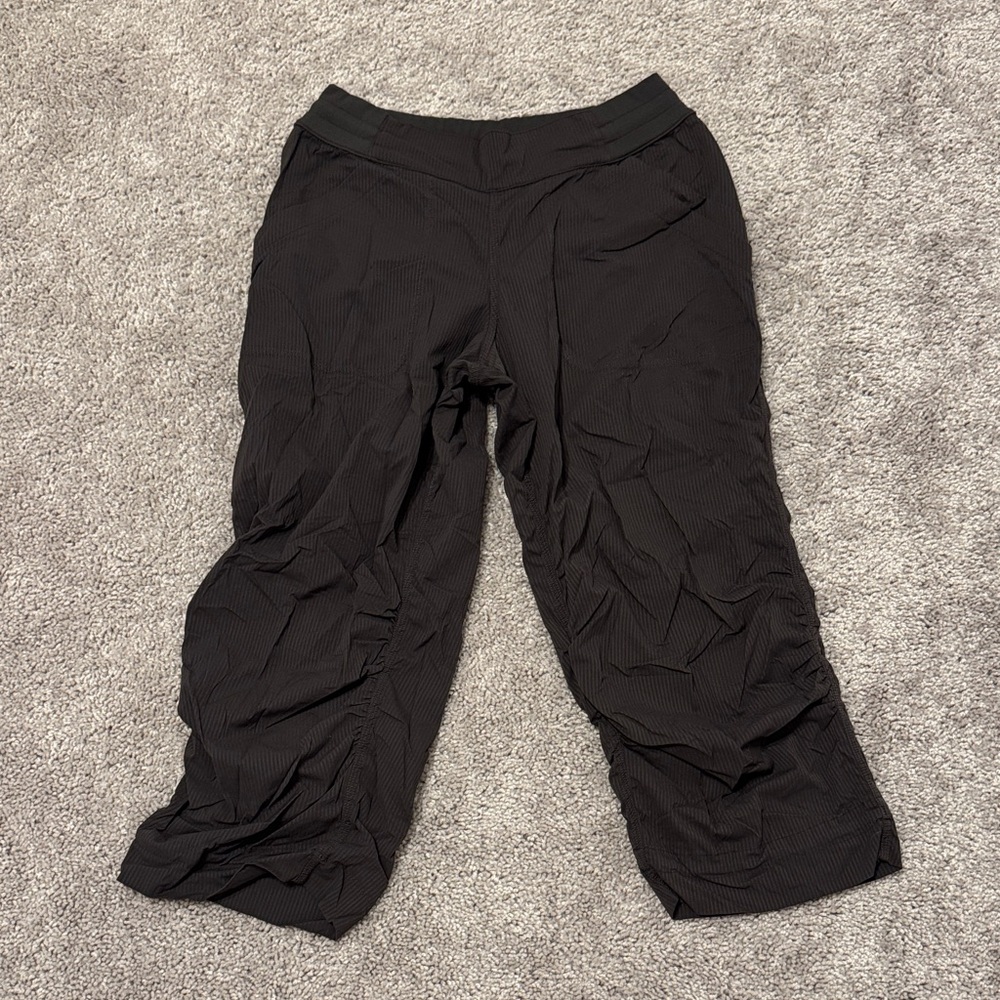 lululemon athletica crop dance studio Pants